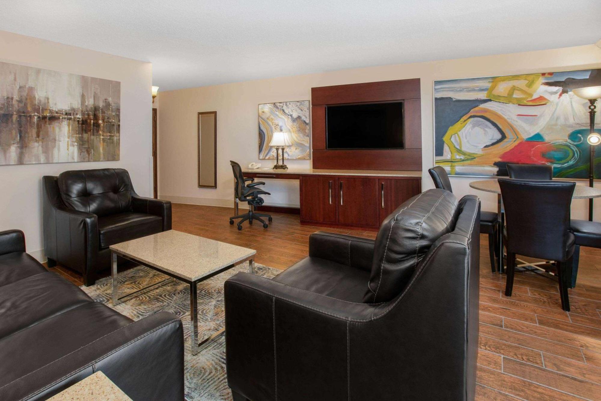 Wyndham Riverfront Hotel Little Rock Ngoại thất bức ảnh